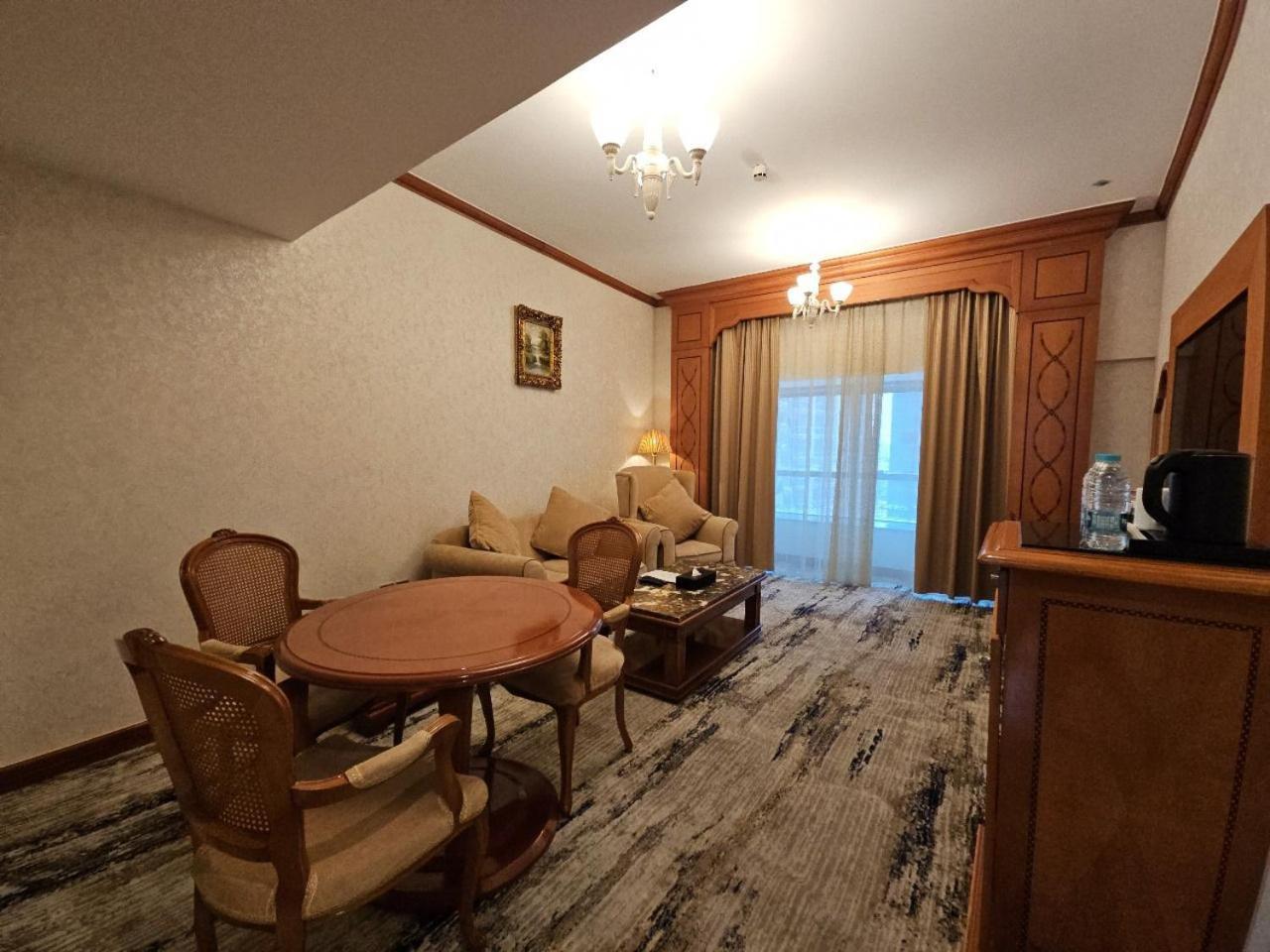 Royal Concorde Hotel & Suite 두바이 외부 사진