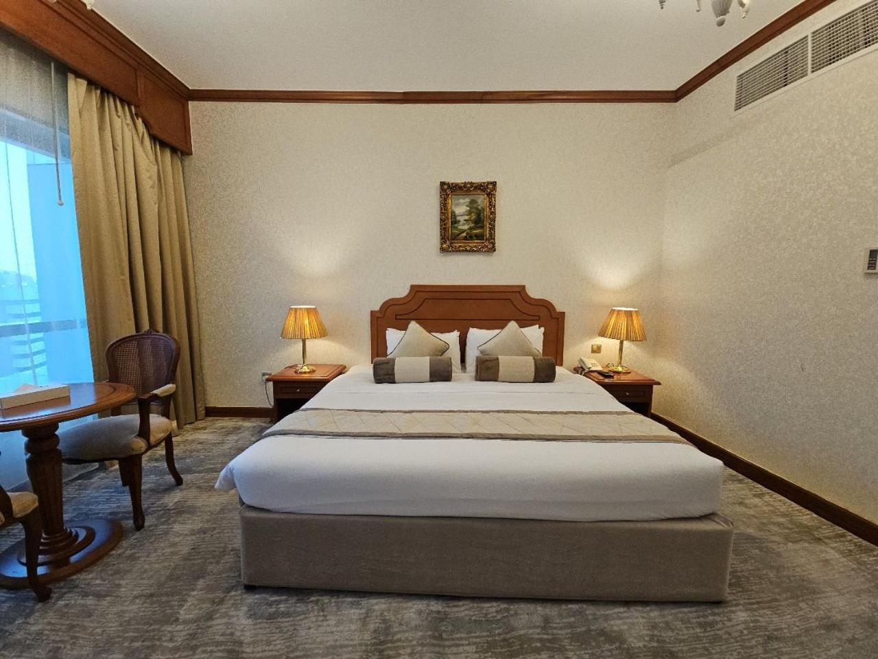 Royal Concorde Hotel & Suite 두바이 외부 사진